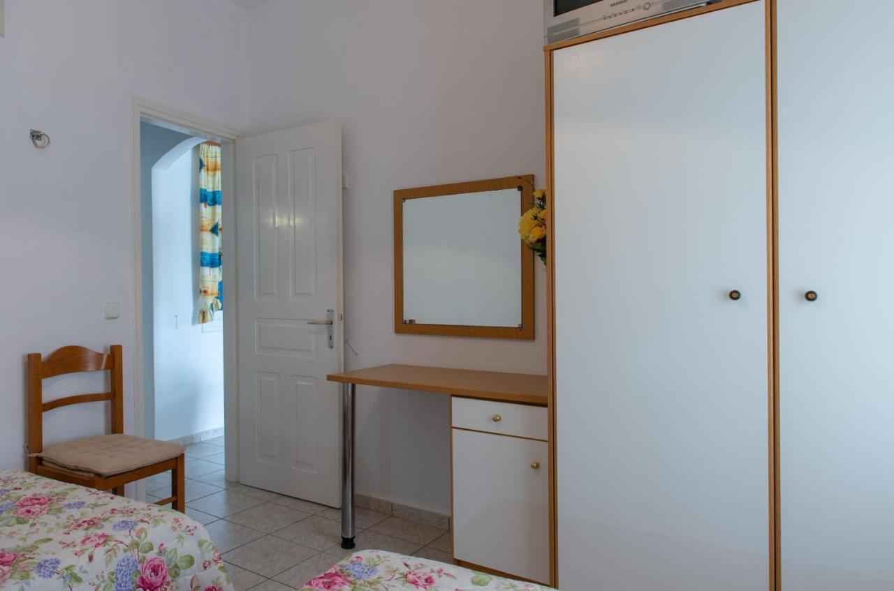 Aphrodite Holiday Home Artemonas ภายนอก รูปภาพ